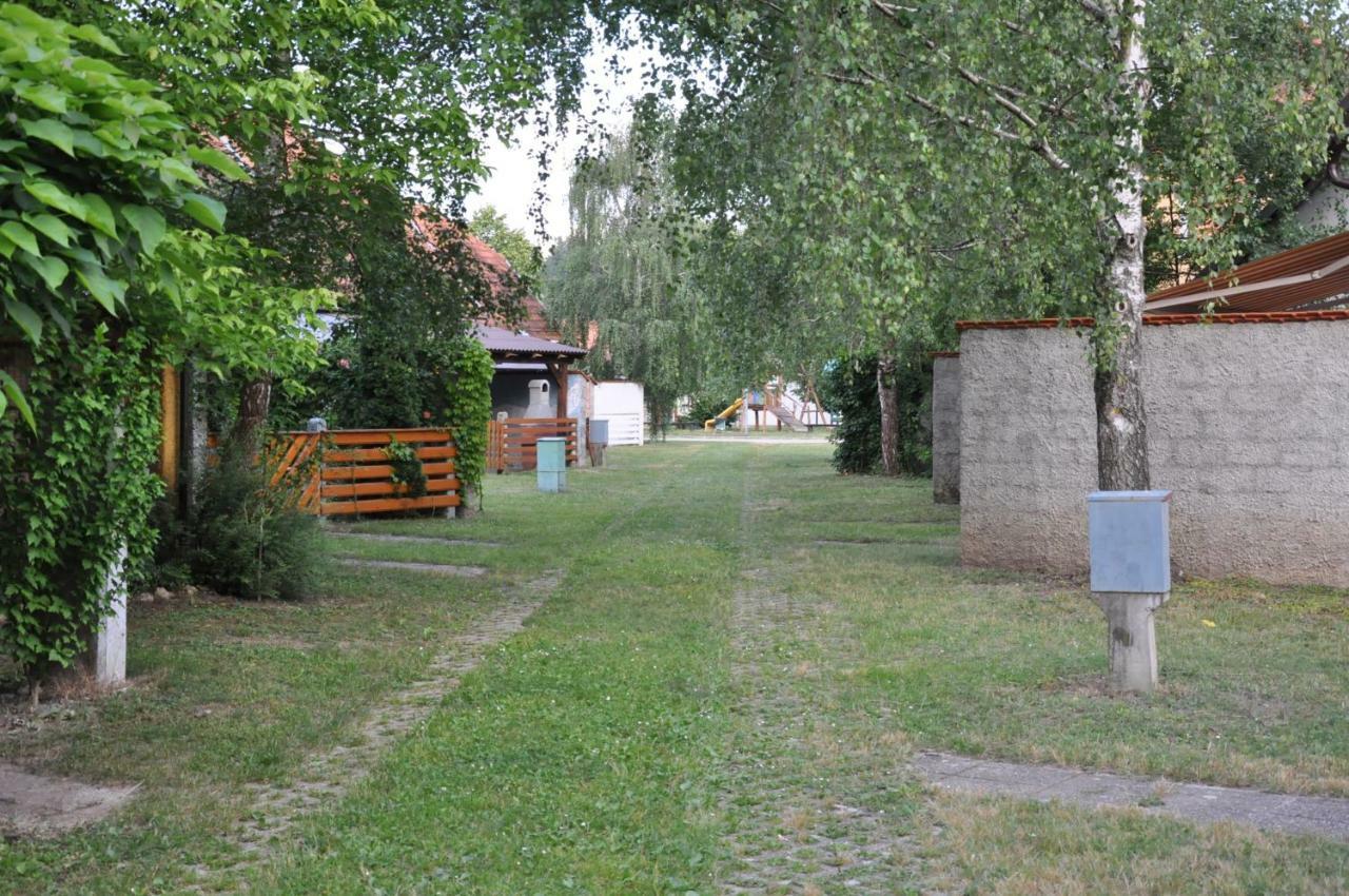 Villa Apartma Marija Hiska 79 à Catez ob Savi Extérieur photo